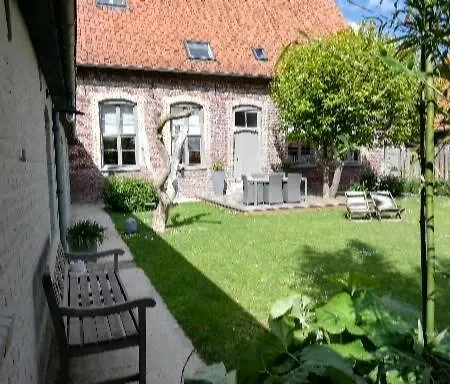 Le Du Presbytere Hébergement de vacances Herzeele